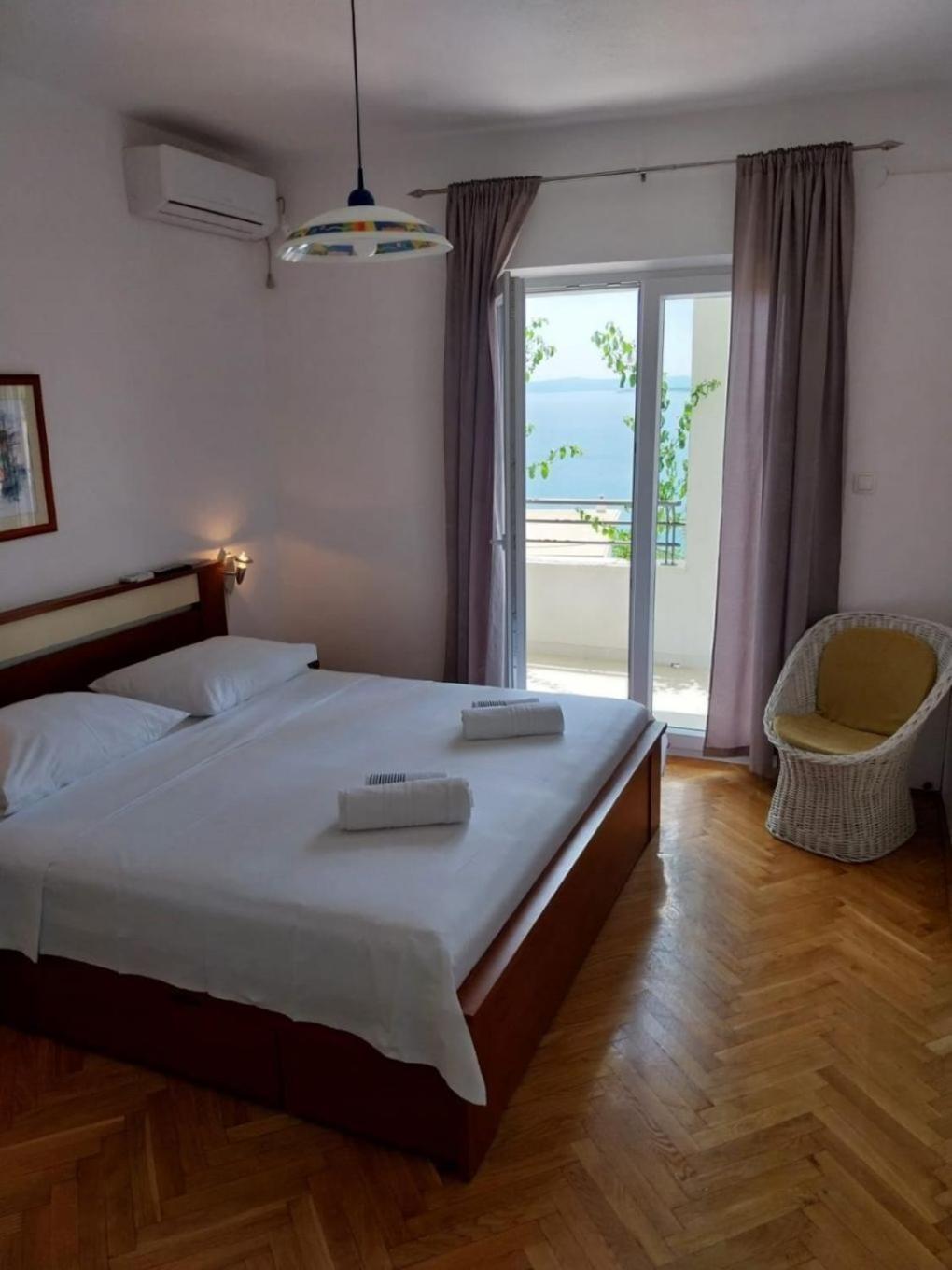 Apartments Josip Baska Voda Exterior photo